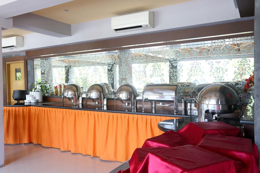 Zen Rooms Legian Dewi Sri Kuta Lombok Dış mekan fotoğraf